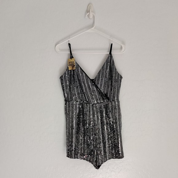 Forever 21 Shiny Romper - Picture 1 of 3